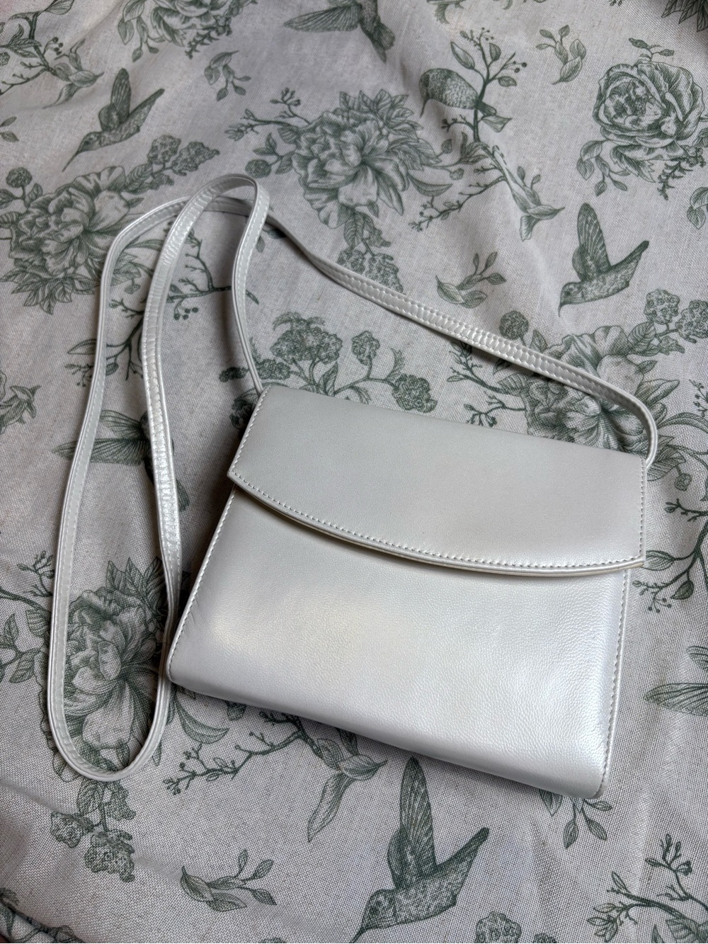 Bocci Minimalist Women's Crossbody Bag in Light Silver AS IS